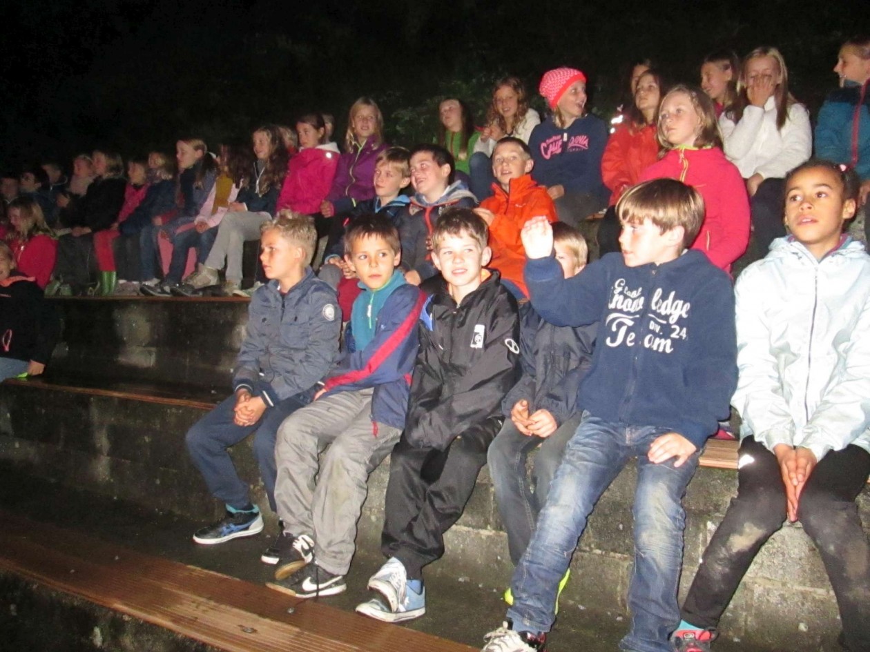 Foto bij Kampvuur op bosklas 4ABC